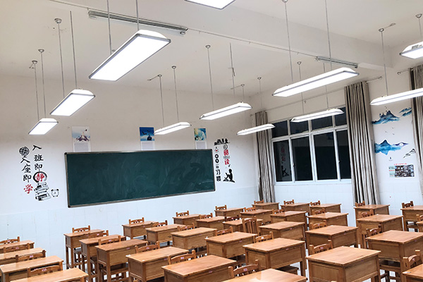 智能教室led教室燈是怎么樣的？
